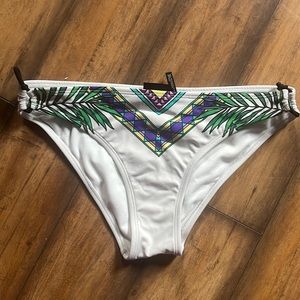 LA hearts bikini bottoms
